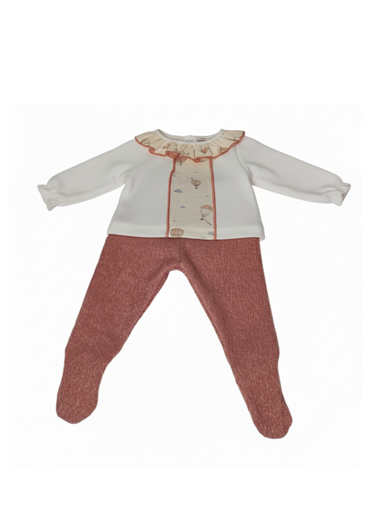 CONJUNTO DE TOP Y PANTALÓN CON ESTAMPADO DE GLOBOS