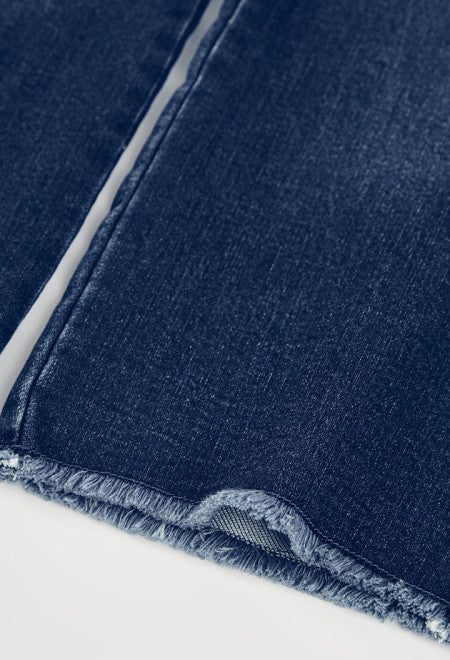 PANTALÓN VAQUERO DENIM CON FLORES
