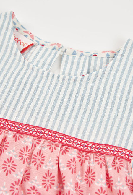 BLUSA DE POPELIN CON ESTAMPADO GEOMÉTRICO