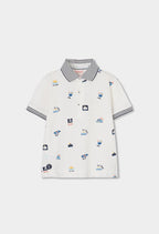 POLO PIQUÉ DE NIÑO CON ESTAMPADO PIRATA