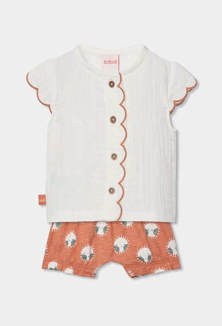 CONJUNTO BLANCO DE PUNTO CON BOTONES