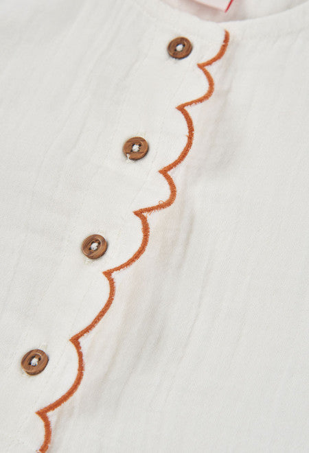 CONJUNTO BLANCO DE PUNTO CON BOTONES