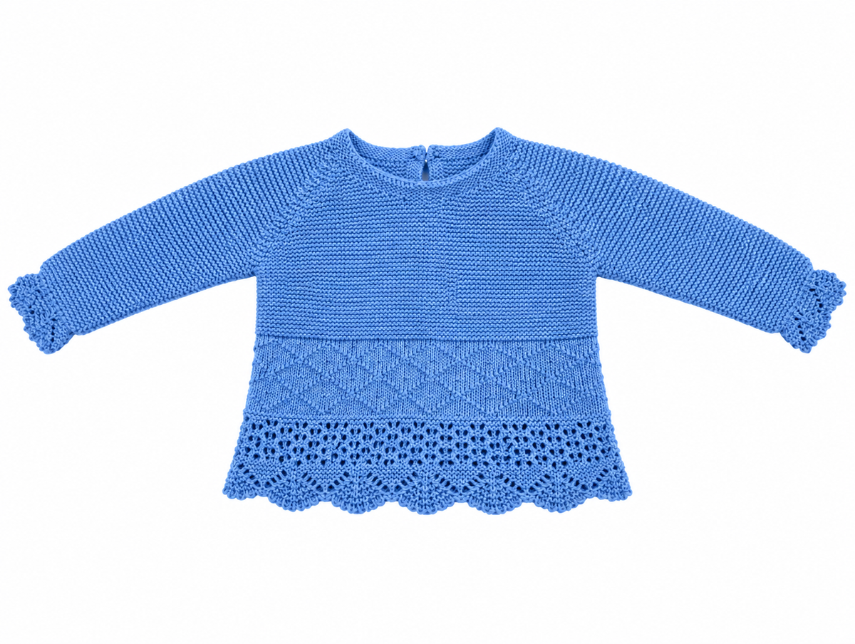 CONJUNTO DE PUNTO PARA BEBÉ CON POLAINA Y DETALLES CALADOS AZUL