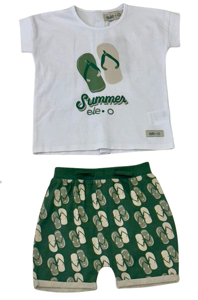 CONJUNTO DE NIÑO CON PANTALÓN ESTAMPADO DE CHANCLAS