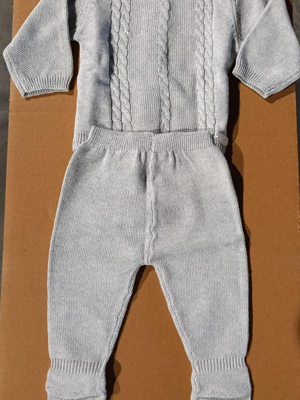 CONJUNTO DE BEBÉ NICKY GRIS