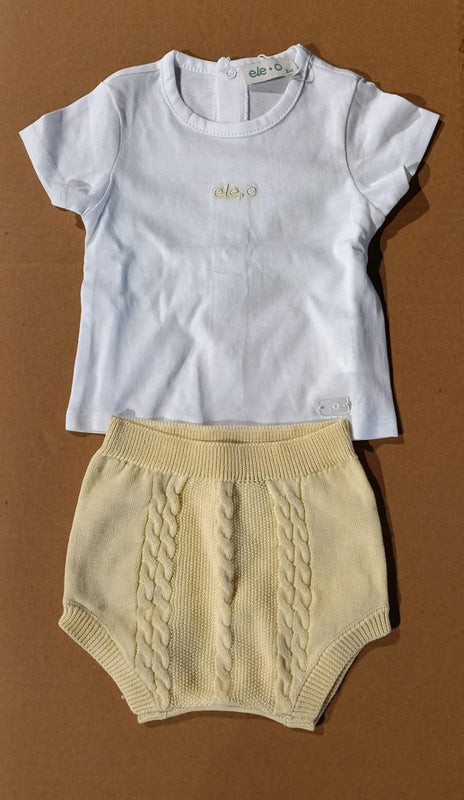 CONJUNTO DE BEBÉ DE HILO CON BRAGUITA AMARILLA