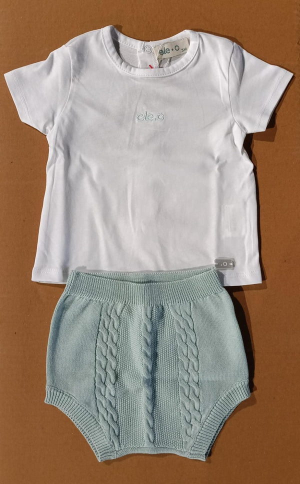 CONJUNTO DE BEBÉ DE HILO CON BRAGUITA VERDE
