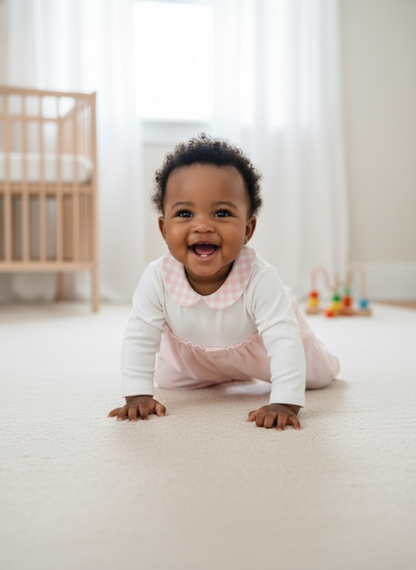 PELELE DE MANGA LARGA BICOLOR: BLANCO Y ROSA CON CUELLO VICHY