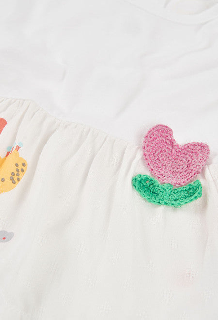 CONJUNTO DE PUNTO BLANCO CON FLORES