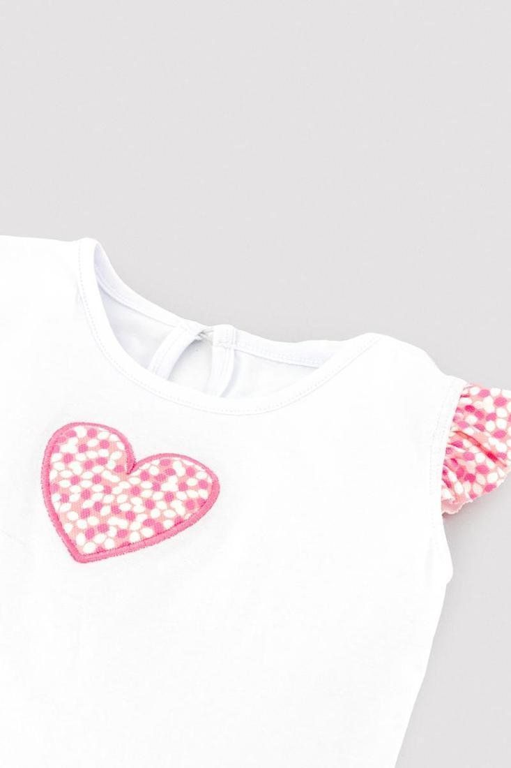 CONJUNTO DE BRAGUITA Y CAMISETA CON CORAZÓN