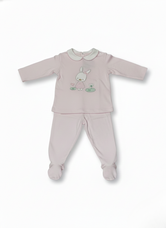 CONJUNTO DE DOS PIEZAS ROSA CON DETALLE DE CONEJITA