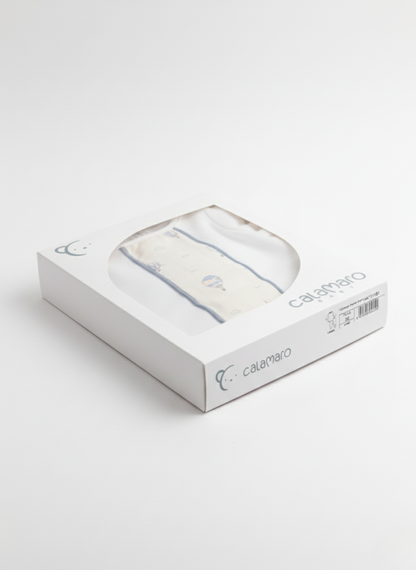 CONJUNTO DE TOP Y PANTALÓN AZUL Y BLANCO CON GLOBOS