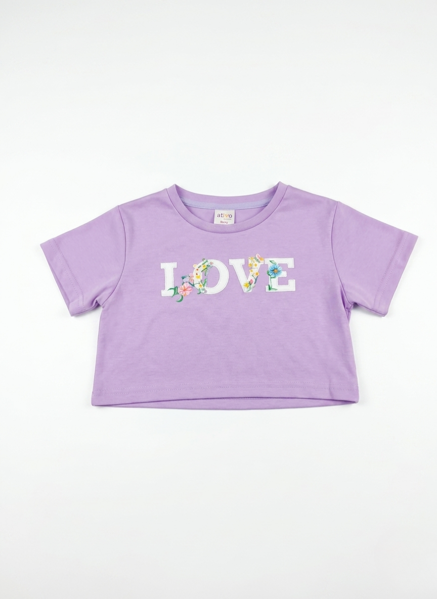 CAMISETA DE MANGA CORTA LOVE CON FLORES