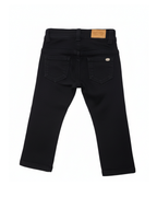 PANTALÓN NEGRO TIPO VAQUERO