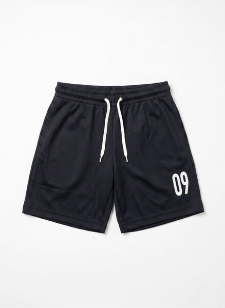 PANTALON CORTO DEPORTIVO NEGRO 09